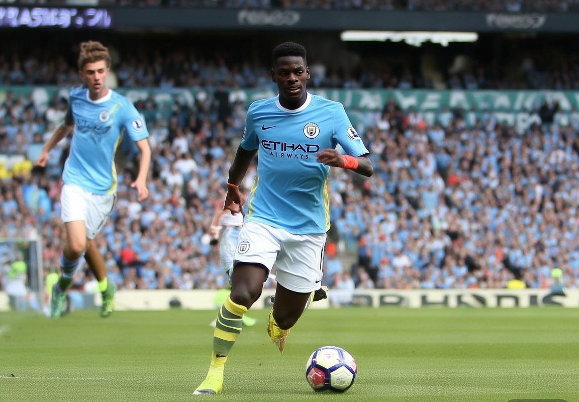 菲尔·福登：曼城青训天才的崛起之路与英超星光(图2)